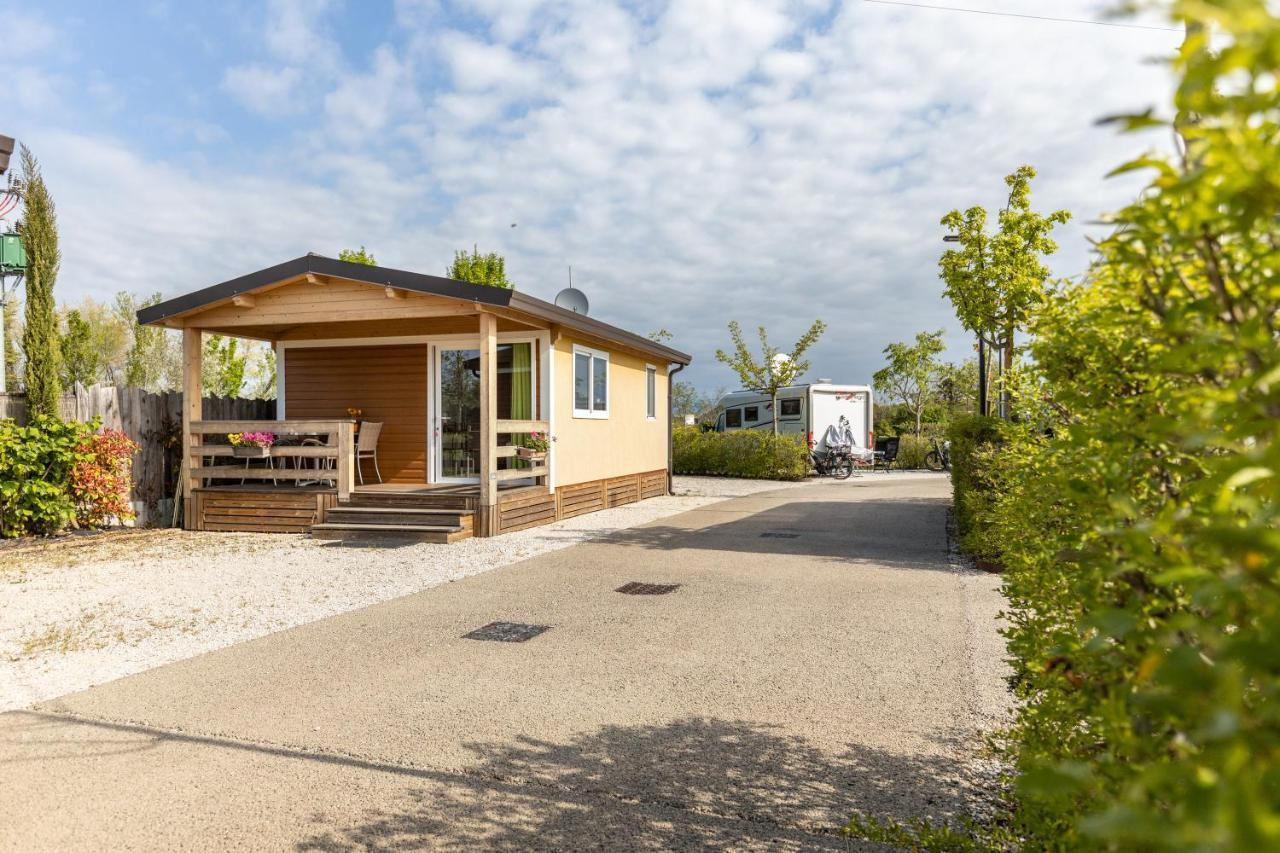Agricamping Mabellini Orlando Desenzano del Garda Zewnętrze zdjęcie
